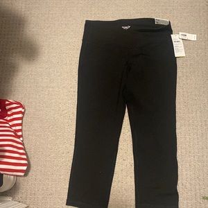 NWT Old Navy Crop Active Leggings